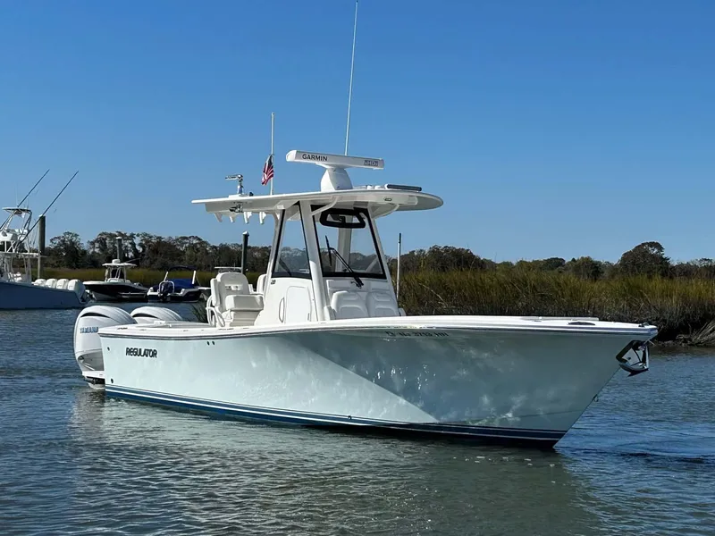 Slide: The Image of Regulator Marine Center console 2021 - 0