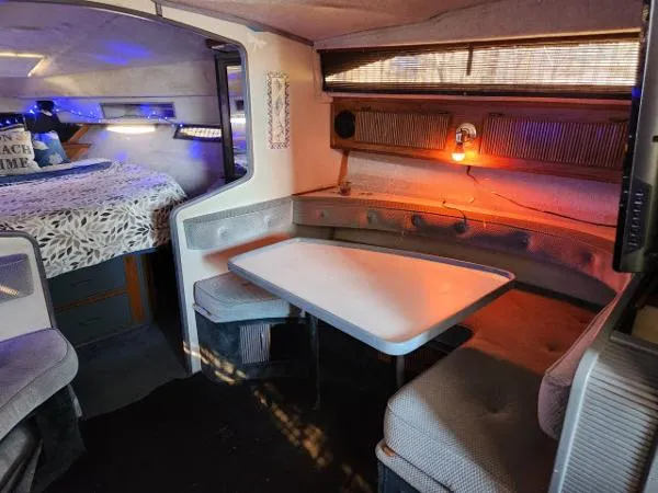 Slide: The Image of Sea Ray SUNDANCER 340 1984 - 3