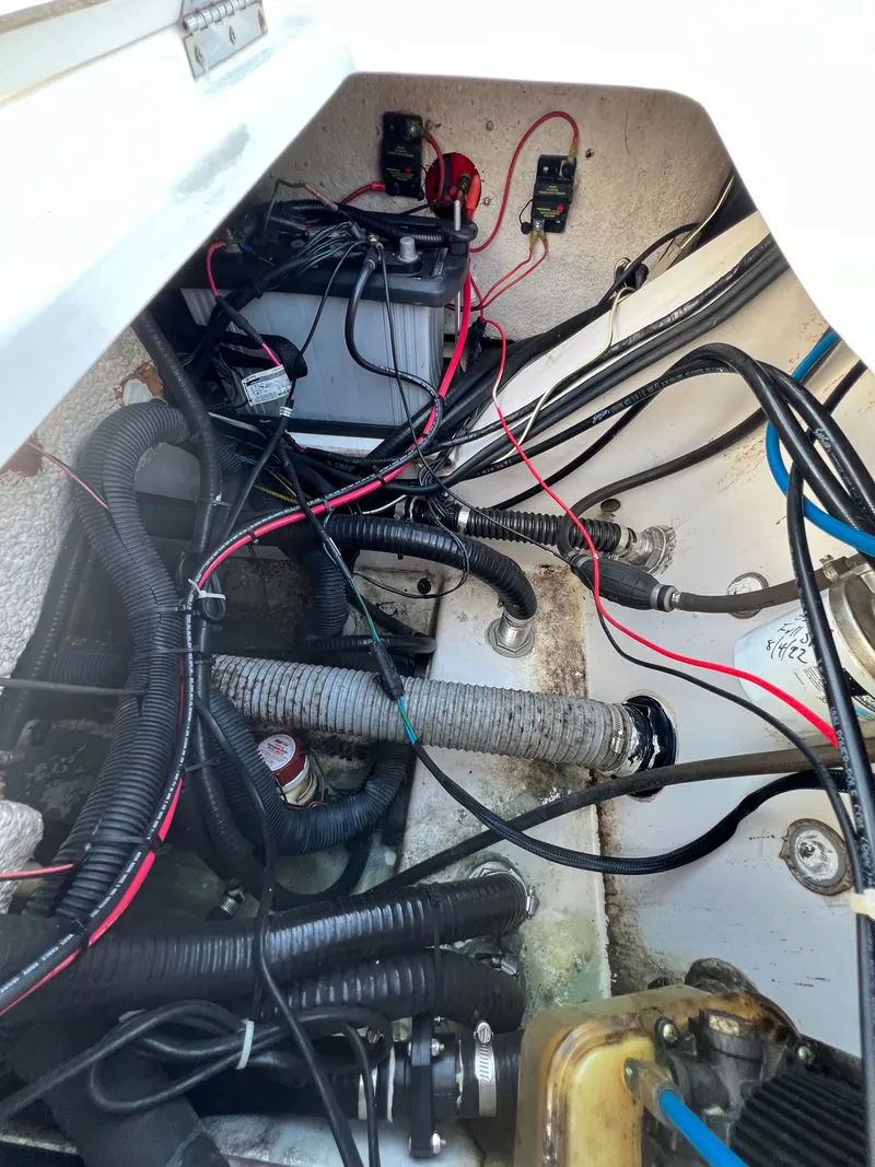 Slide: The Image of Interior view of a 2016 Blue Wave 2400 PureBay boat engine. - 15