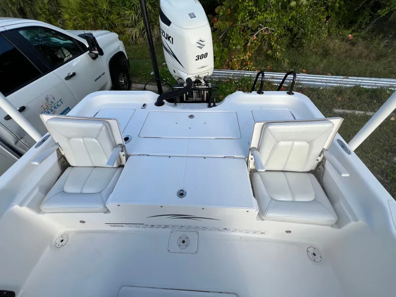 Slide: The Image of 2016 Blue Wave 2400 PureBay boat with Suzuki 300 engine. - 18