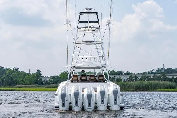 Slide: The Image of Valhalla Boatworks V-55 Center Console 2024 - 6