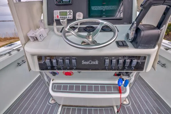 Slide: The Image of SeaCraft 23 Center Console 2001 - 11