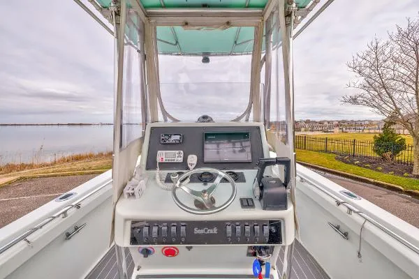 Slide: The Image of SeaCraft 23 Center Console 2001 - 3