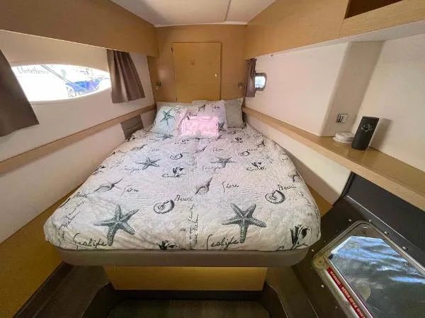 Slide: The Image of Fountaine Pajot Helia 44 2014 - 8