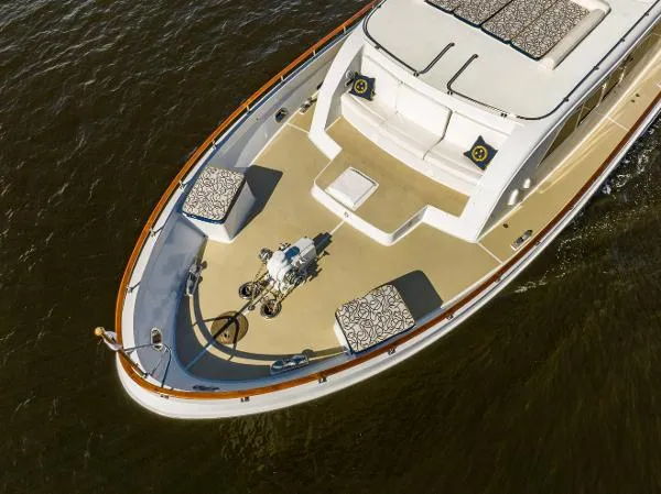 Slide: The Image of Cheoy Lee 90 Motor Yacht 1985 - 5