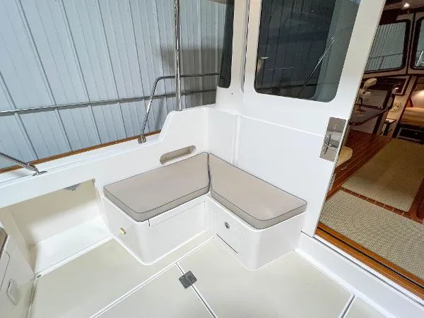 Slide: The Image of Bruckmann Abaco 40 2015 - 11