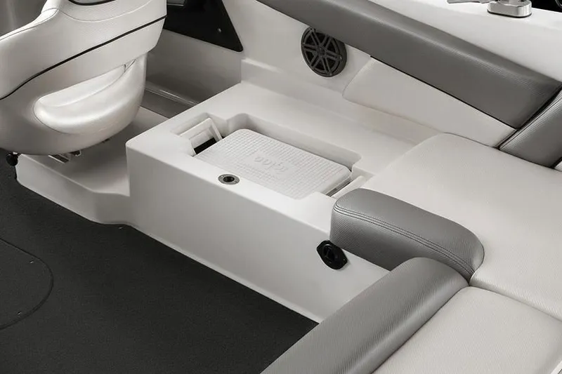 Slide: The Image of MasterCraft NXT22 2017 - 26