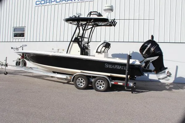 Slide: The Image of Shearwater 250 Carolina 2018 - 4
