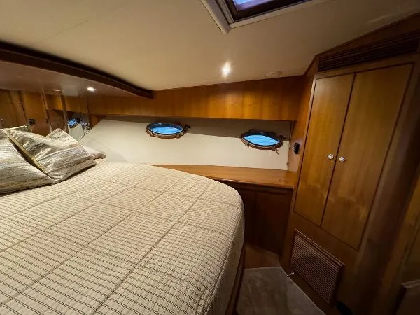 Slide: The Image of Ocean Alexander 42 Altus 2004 - 11