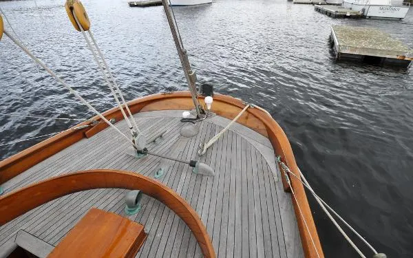 Slide: The Image of Custom Eldredge-McInnis 47 Cutter 1947 - 7