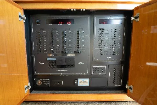 Slide: The Image of Viking 50 Convertible 2001 - 9