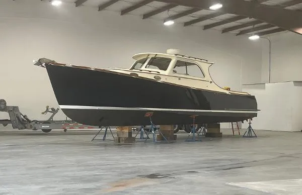 Slide: The Image of Hinckley Yachts 36 Picnic Boat EP -2024 YANMAR 2002 - 1
