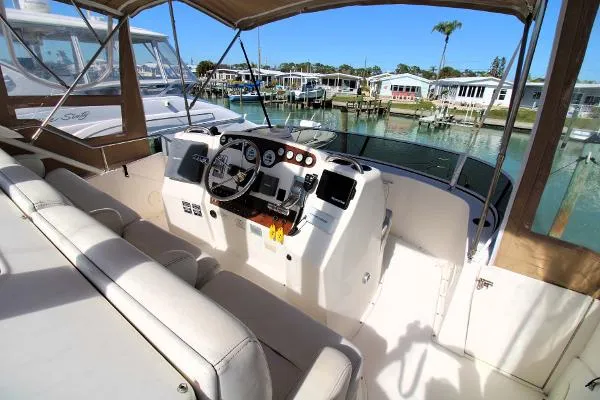 Slide: The Image of Silverton 392 Motor Yacht 2001 - 4