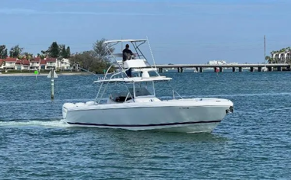 Slide: The Image of Intrepid 400 Center Console 2016 - 2