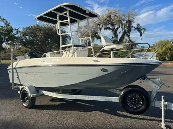 Slide: The Image of Bayliner Trophy T18 BAY 2023 - 7