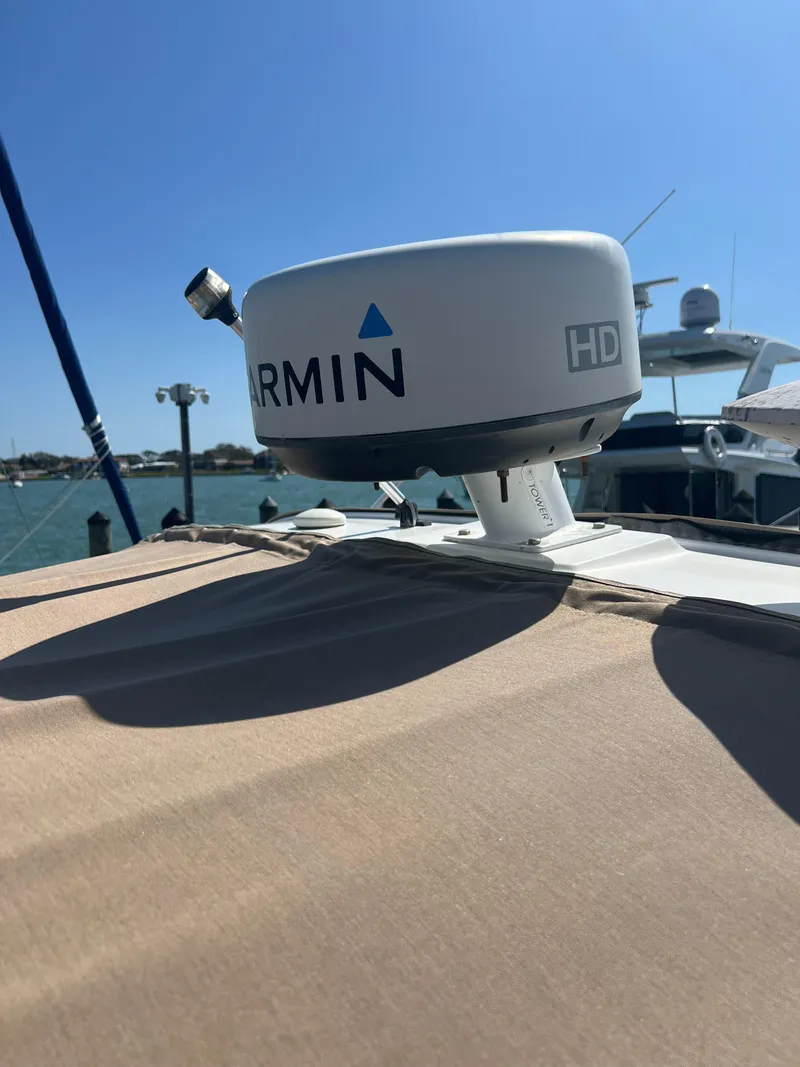 Slide: The Image of Sea Ray 360 Sundancer 2003 - 7