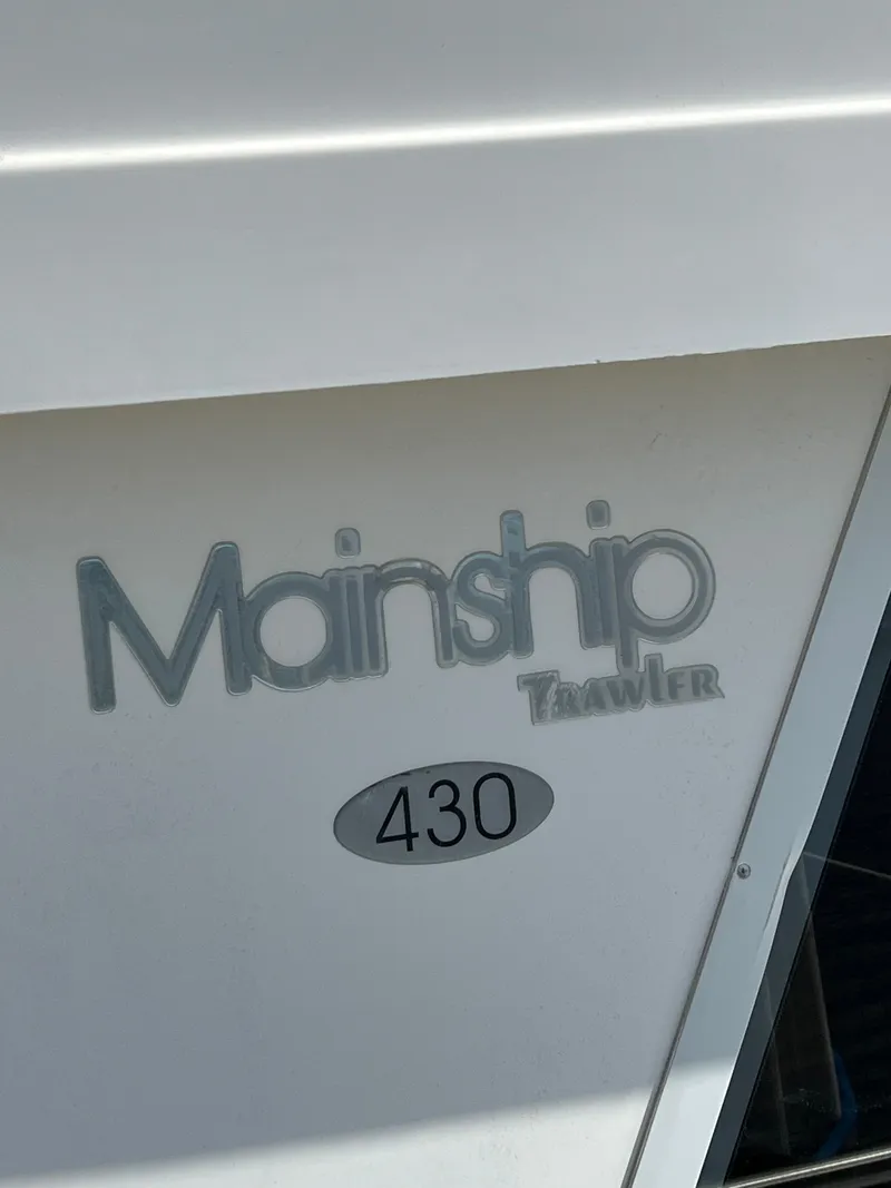 Slide: The Image of Mainship 430 Trawler 2002 - 6
