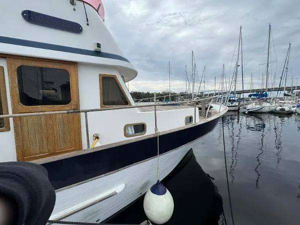 Slide: The Image of CHB 41 Hercules 1982 - 10