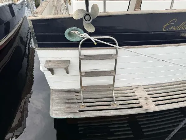 Slide: The Image of CHB 41 Hercules 1982 - 6