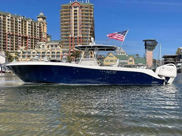 Slide: The Image of Hydra-Sports 3400 Center Console 2015 - 0