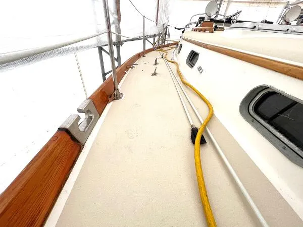 Slide: The Image of Little Harbor 38 1986 - 5