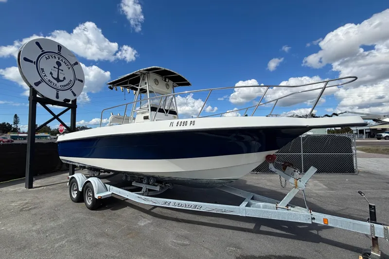 The Image of Hydra-Sports Lightning 230 CC 2004 - 0