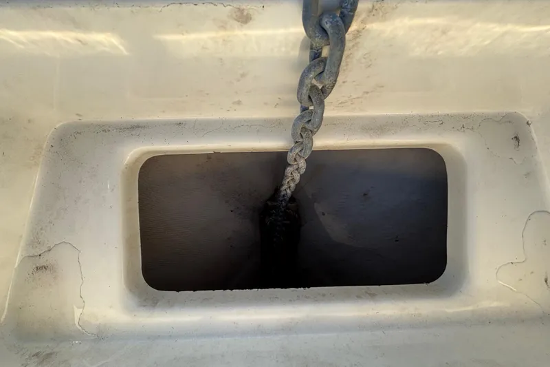 Slide: The Image of Anchor chain compartment of 2004 Hydra-Sports Lightning 230 CC boat. - 43