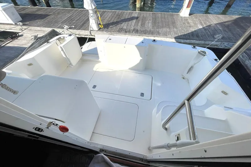 Slide: The Image of AFT COCKPIT OVERVIEW - 27