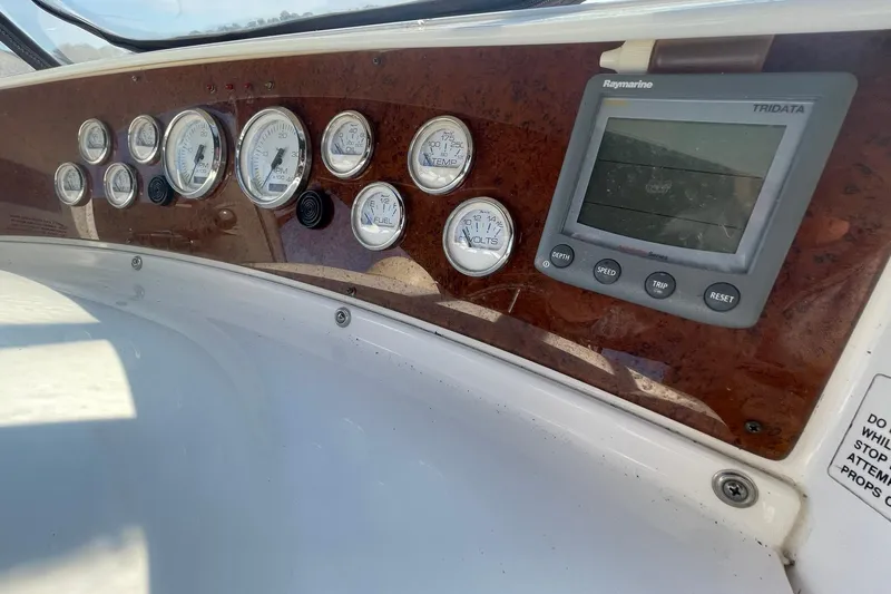 Slide: The Image of TRI-DATA SPEED/TEMP/DEPTH GAUGE - 36