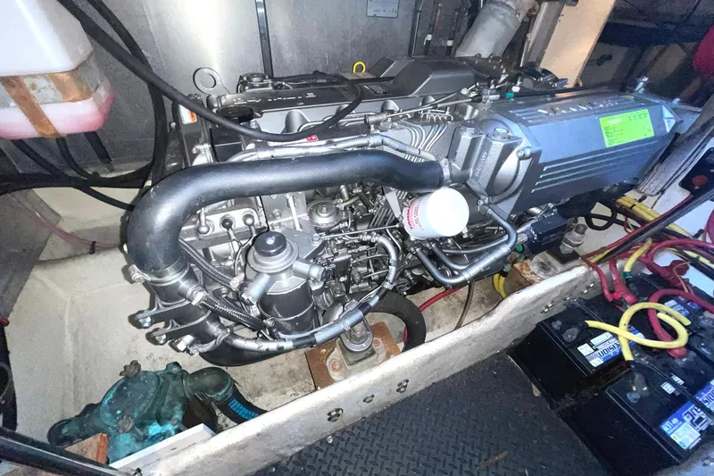 Slide: The Image of STARBOARD ENGINE NEW 2022!!! COMPLETE ENGINE, NOT JUST A LONG BLOCK OR REBUILD!!! - 41