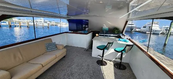 Slide: The Image of Ocean 48 Super Sport 1988 - 3