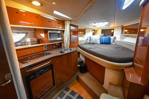 Slide: The Image of Sea Ray 330 Sundancer 2013 - 7