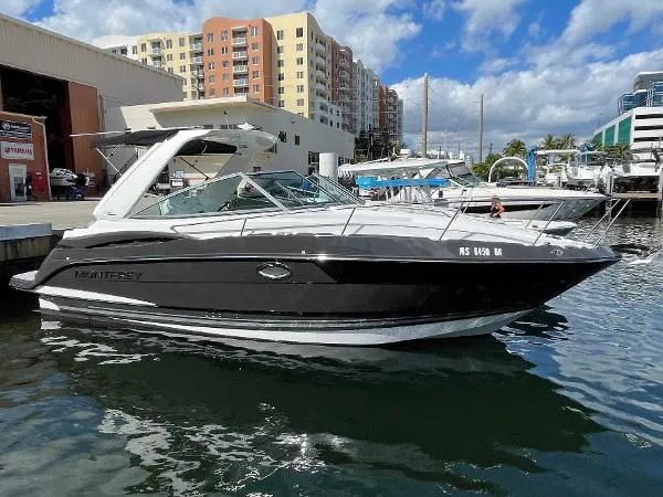 Slide: The Image of Monterey 295 Sport Yacht 2018 - 1