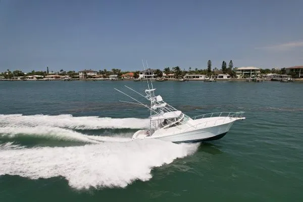 Slide: The Image of Topaz 40 Express 2006 - 10