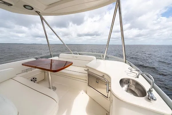 Slide: The Image of Sea Ray 47 Sedan Bridge 2008 - 6