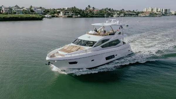 Slide: The Image of Sunseeker Manhattan 73 2014 - 1