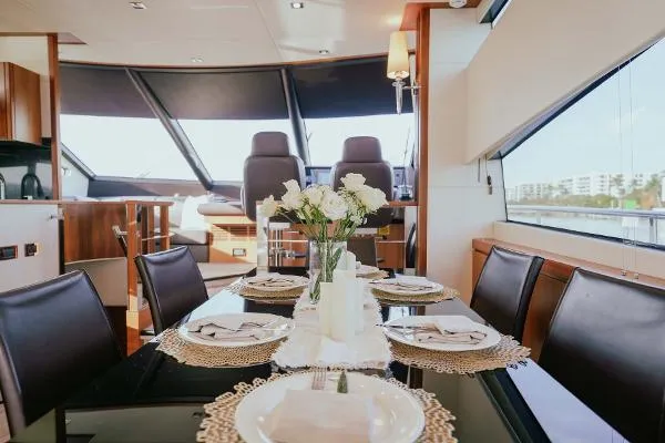 Slide: The Image of Sunseeker Manhattan 73 2014 - 9