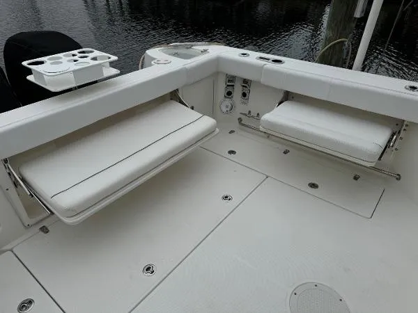 Slide: The Image of Boston Whaler 315 Conquest 2014 - 10
