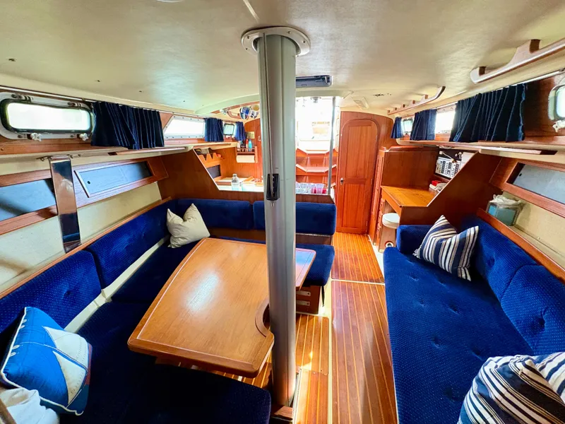 Slide: The Image of Pearson 36-2 1985 - 14