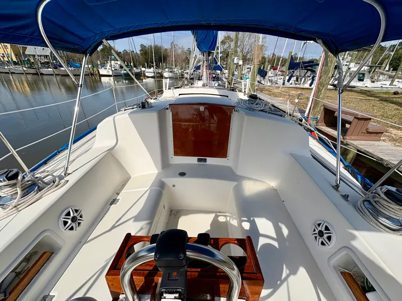 Slide: The Image of Pearson 36-2 1985 - 35