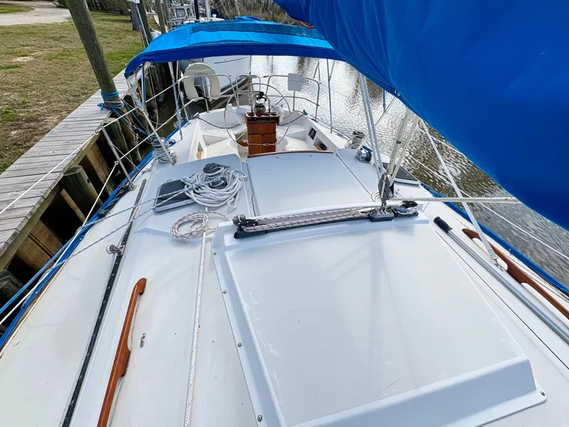 Slide: The Image of Pearson 36-2 1985 - 49