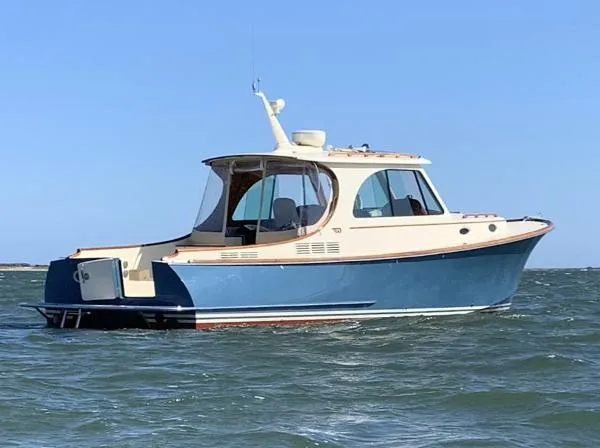 Slide: The Image of Hinckley Yachts 37 Picnic Boat MKIII 2018 - 0