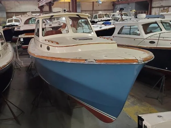 Slide: The Image of Hinckley Yachts 37 Picnic Boat MKIII 2018 - 11