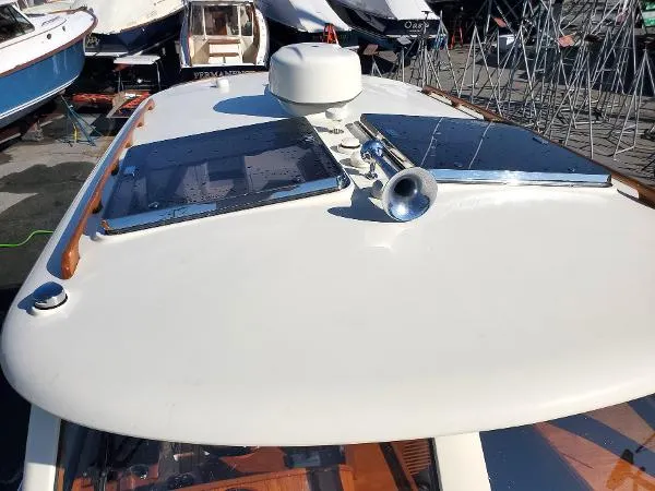 Slide: The Image of Hinckley Yachts 37 Picnic Boat MKIII 2018 - 6