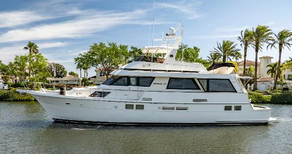 Slide: The Image of Hatteras 67 Cockpit Motor Yacht 1988 - 4