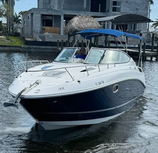 Slide: The Image of Sea Ray 260 Sundancer 2013 - 4