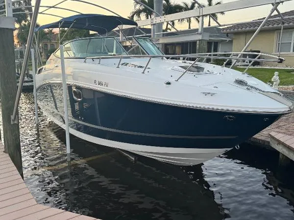 Slide: The Image of Sea Ray 260 Sundancer 2013 - 9