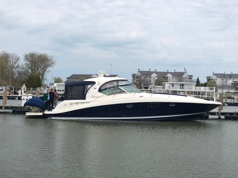The Image of Sea Ray 44 Sundancer 2006 - 0