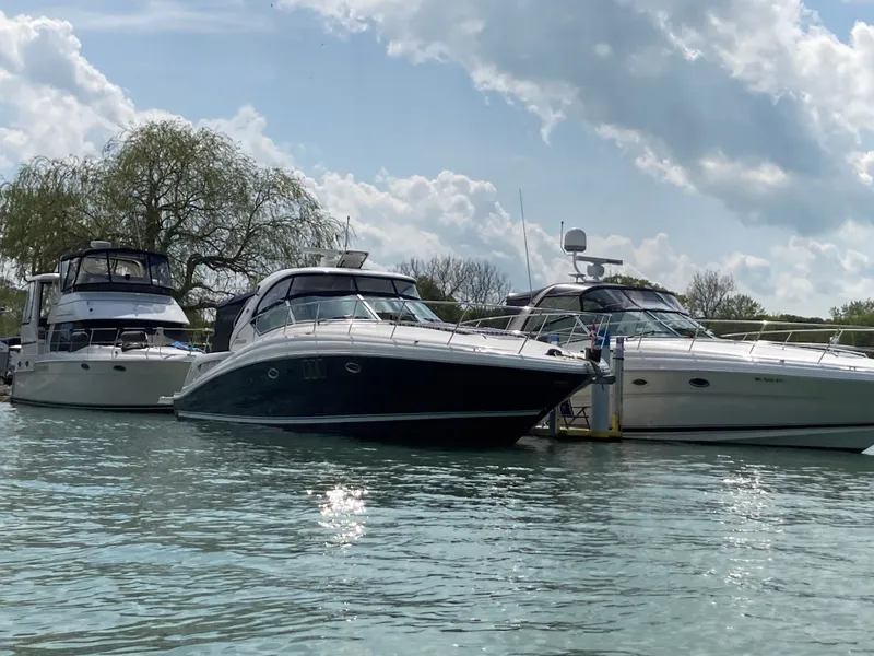 Slide: The Image of Sea Ray 44 Sundancer 2006 - 10