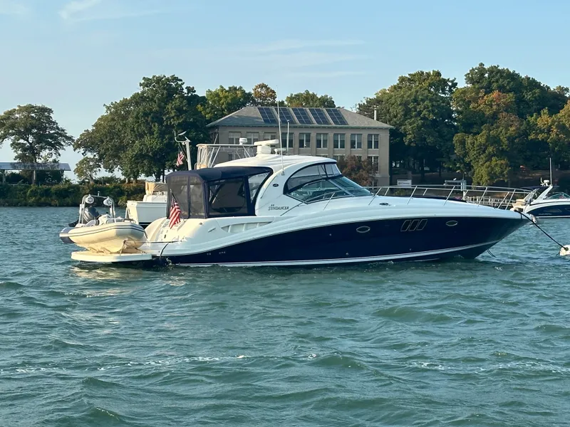 Slide: The Image of Sea Ray 44 Sundancer 2006 - 16